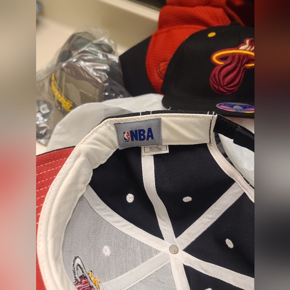 Black Miami Heat velcro strapback - Picture 6 of 7